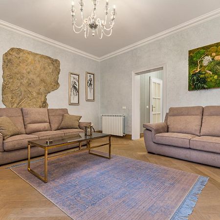 Krone Apartment Brasov Exterior photo